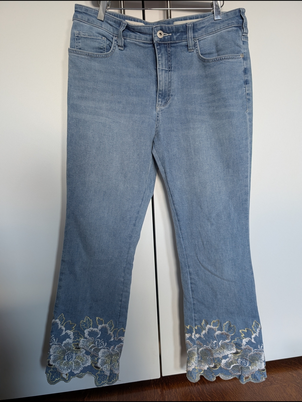 Anthropology Pilcro Embroidered High-Rise Cropped Bootcut Jeans Size 31